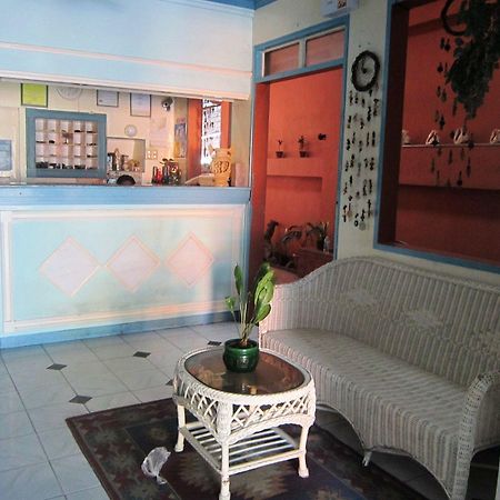 Coastal Inn Dumaguete City Bagian luar foto