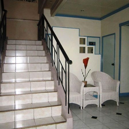 Coastal Inn Dumaguete City Bagian luar foto